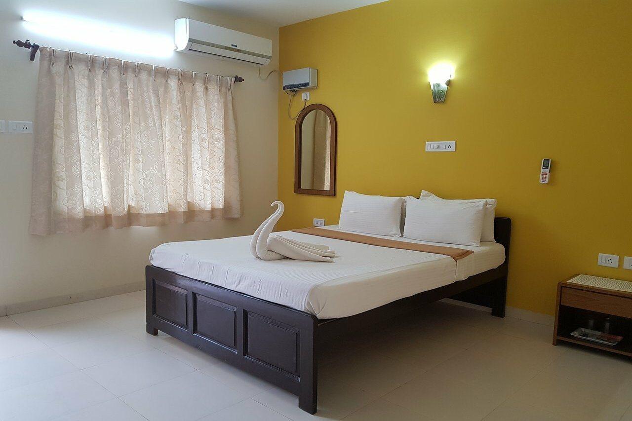Serenity By The Sea Beach Resort Candolim Eksteriør billede